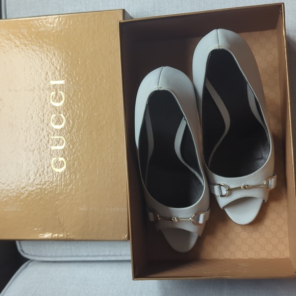 NWT GUCCI NIB leather peep toe stilettos 9.5 - Picture 8 of 10